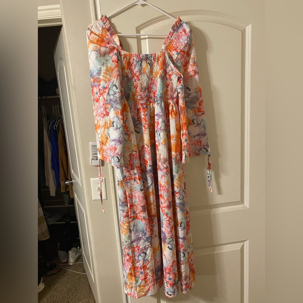 Square Neck Long Sleeve Mixed Floral Smocked Midi Dress
Multi / L